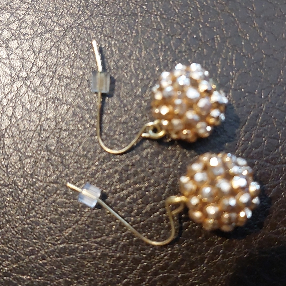 Jewelry Assortment - Picture 13 of 16